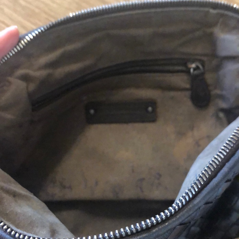 Bottega Veneta Crossbody Bag - Picture 4 of 6